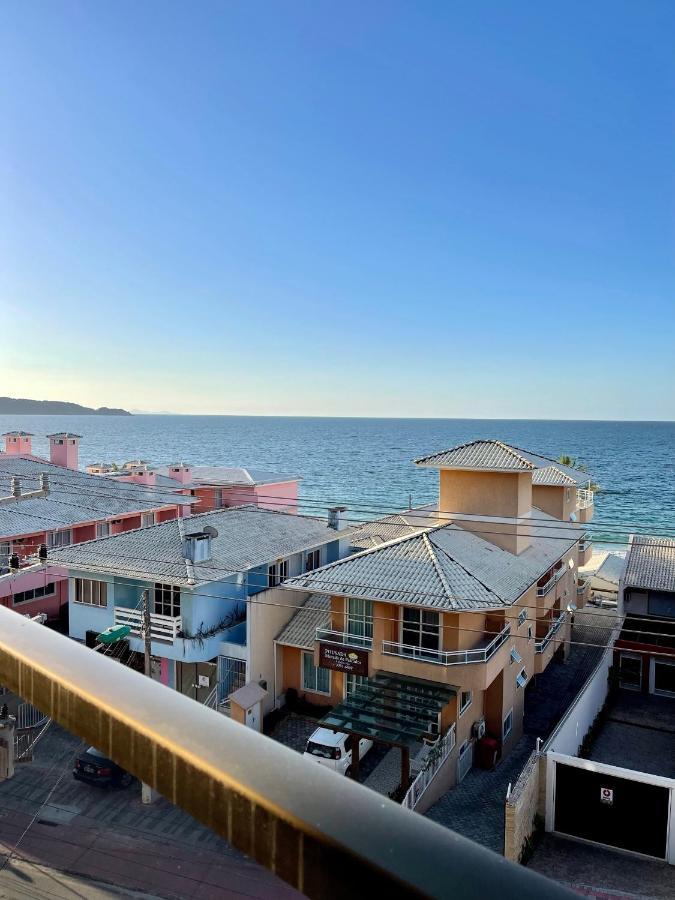 187 Apartamento 50M Da Praia. Bela Vista Ao Mar. Em Avenida Principal De Bombinhas. Exterior photo