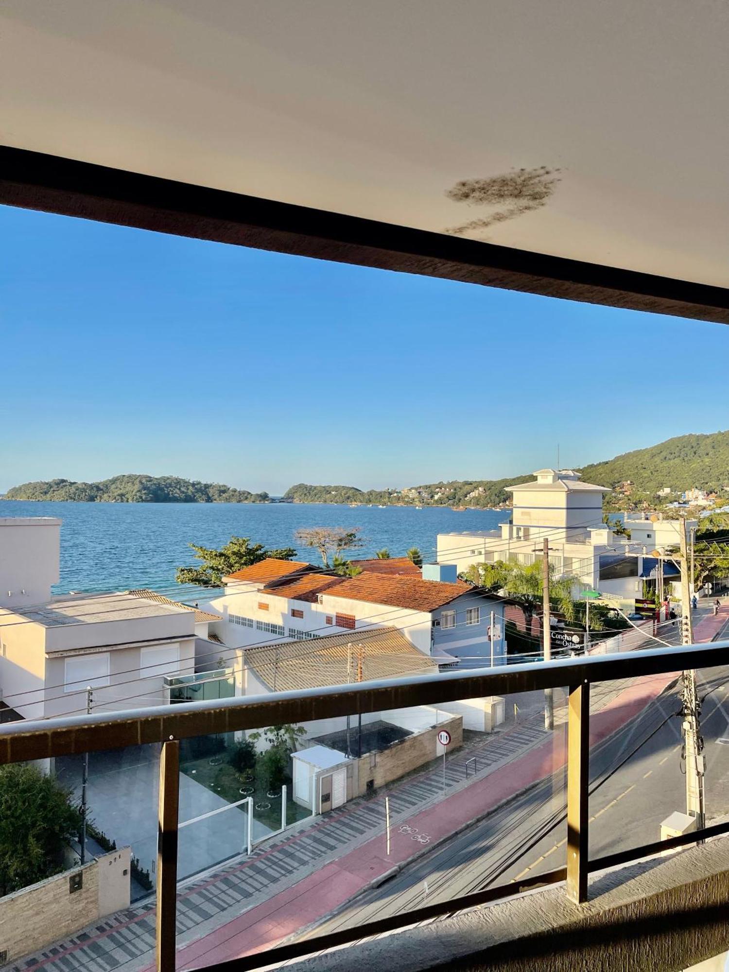 187 Apartamento 50M Da Praia. Bela Vista Ao Mar. Em Avenida Principal De Bombinhas. Exterior photo