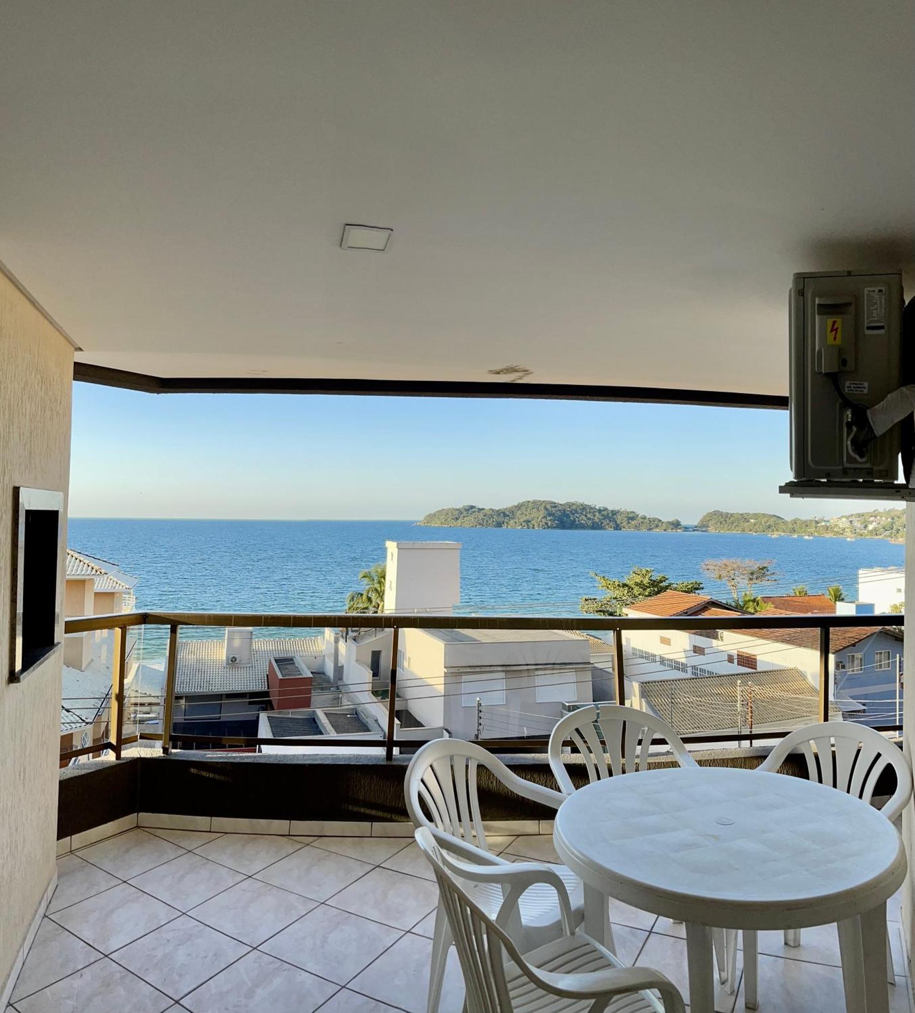 187 Apartamento 50M Da Praia. Bela Vista Ao Mar. Em Avenida Principal De Bombinhas. Exterior photo